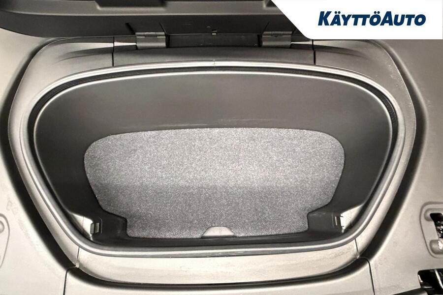 Volvo EC40 vaihtoauto