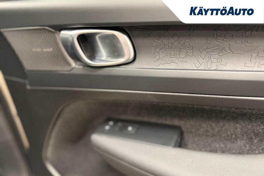 Volvo EX40 vaihtoauto