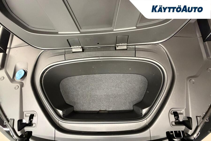 Volvo EX40 vaihtoauto