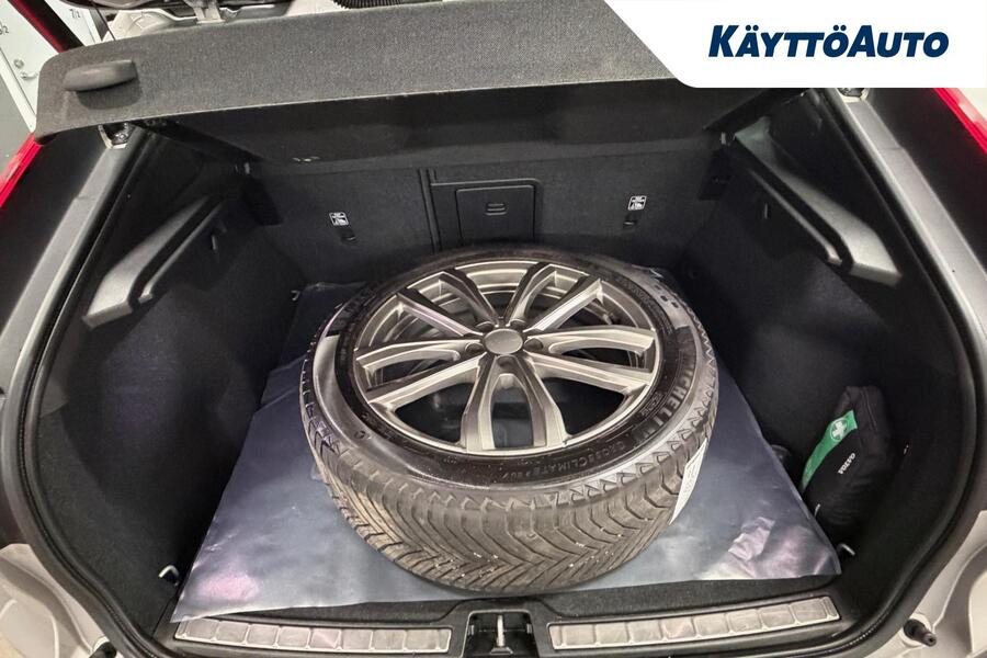 Volvo C40 vaihtoauto