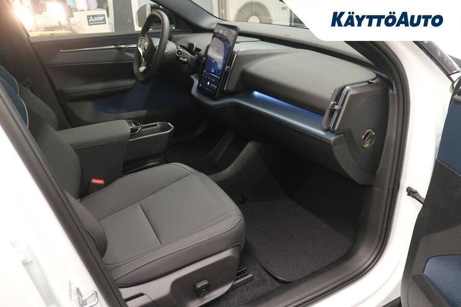 Volvo EX30 Cross Country vaihtoauto