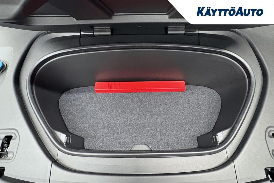 Volvo EC40 vaihtoauto