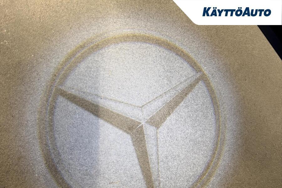 Mercedes-Benz EQA vaihtoauto