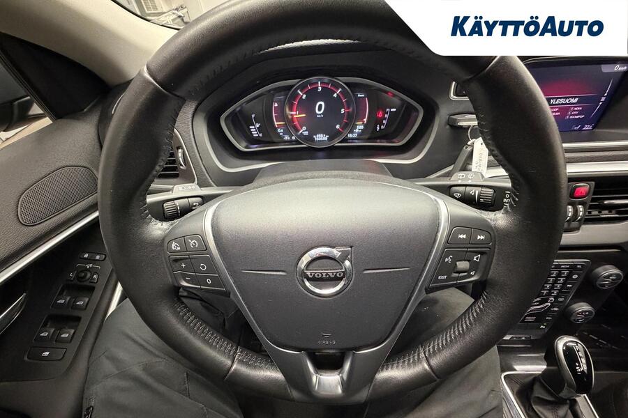 Volvo V40 vaihtoauto