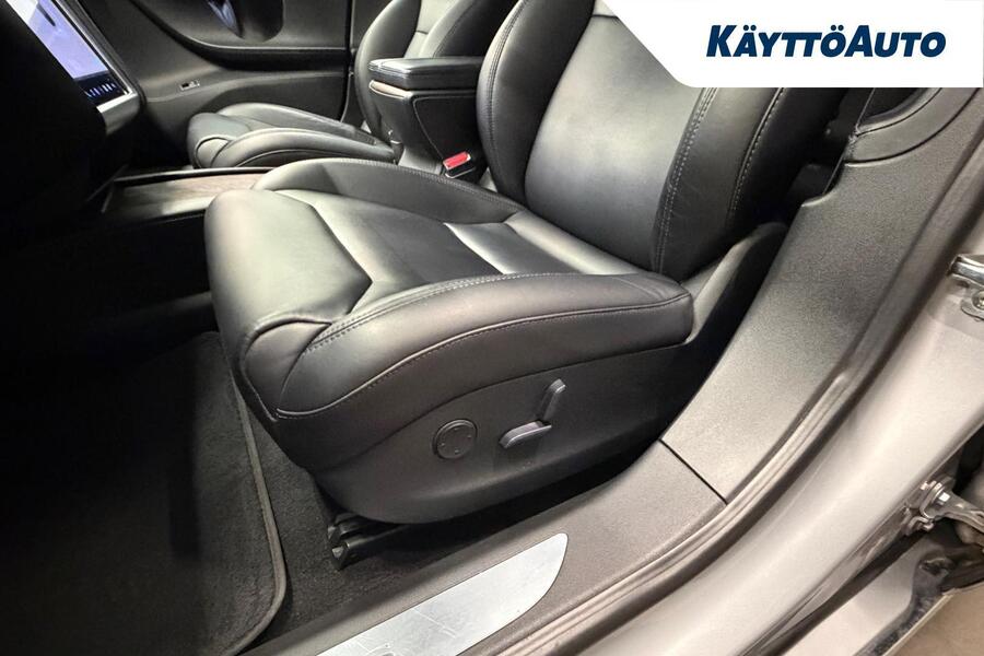 Tesla Model S vaihtoauto