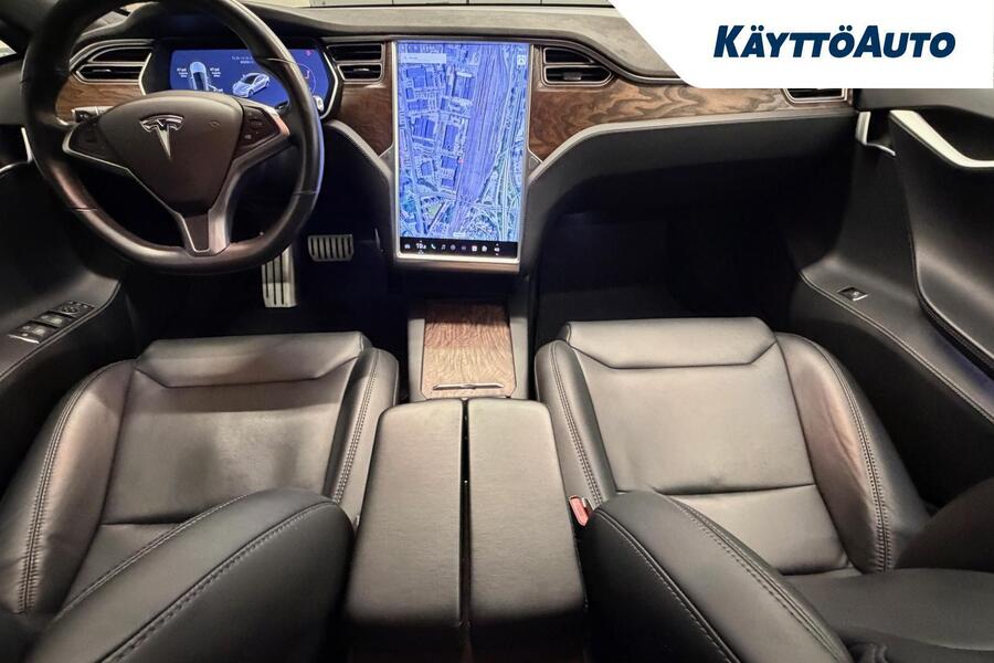 Tesla Model S vaihtoauto