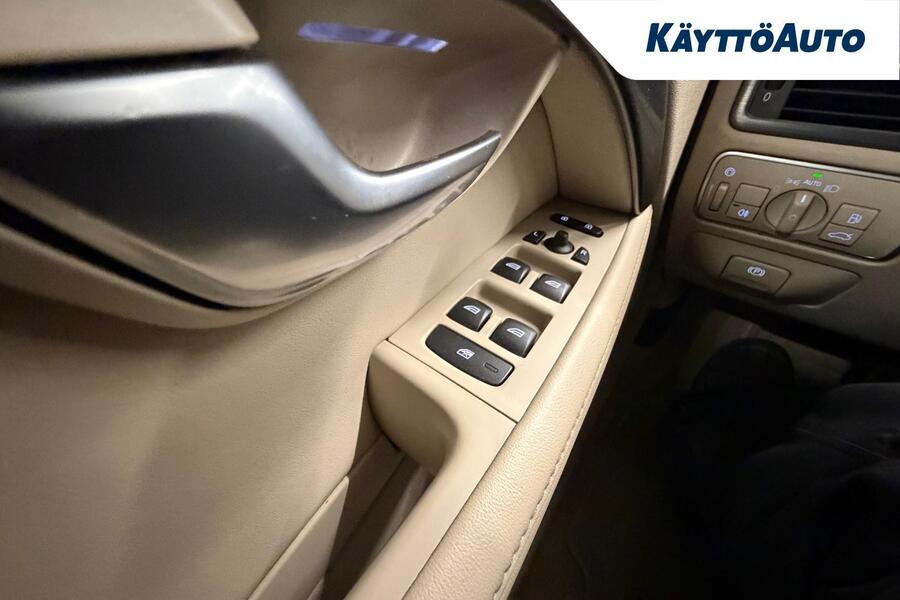 Volvo XC70 vaihtoauto