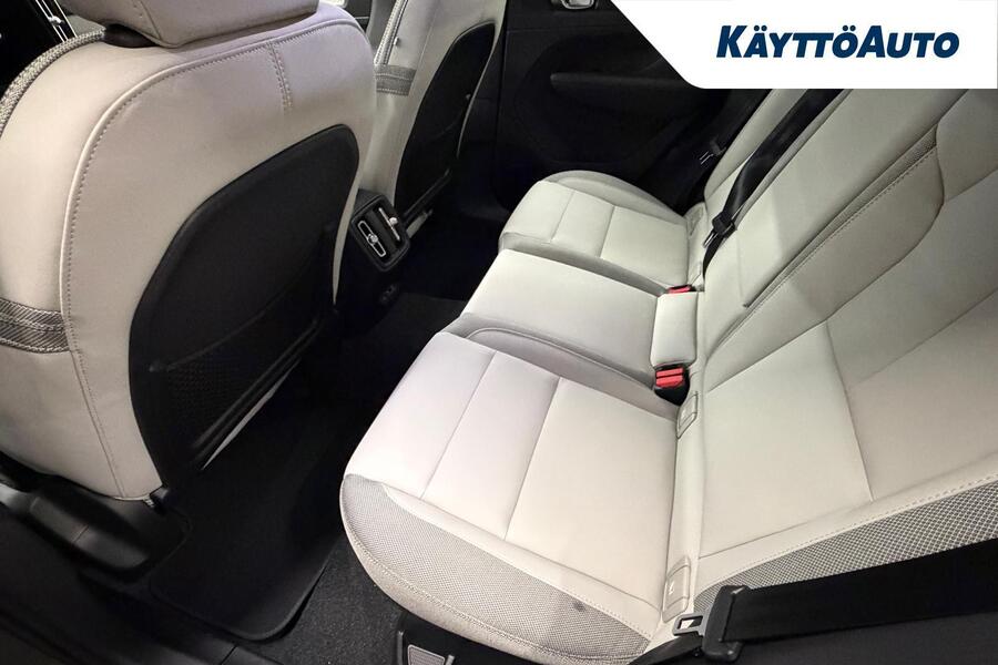 Volvo EX40 vaihtoauto