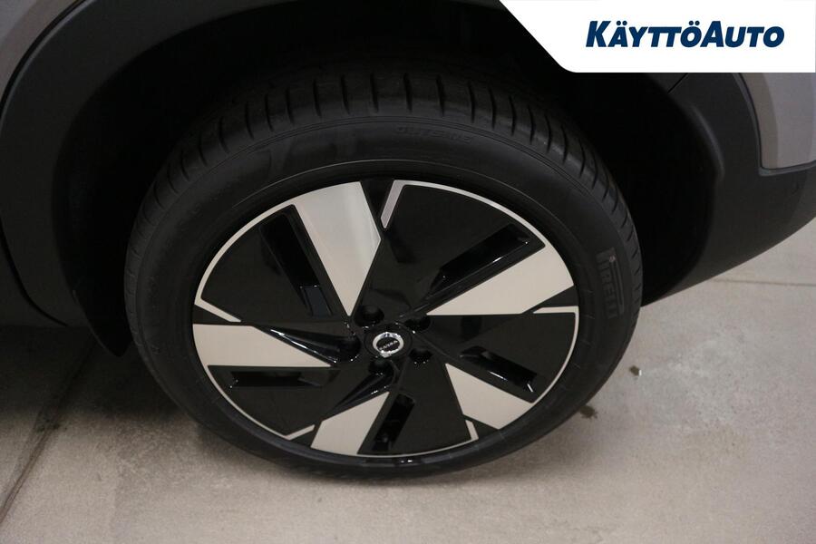 Volvo EX40 vaihtoauto