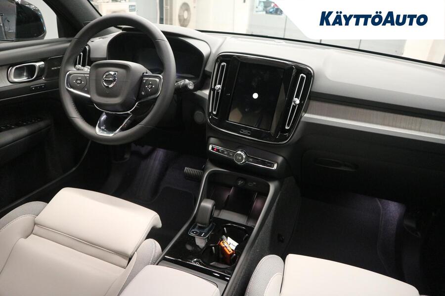 Volvo EX40 vaihtoauto