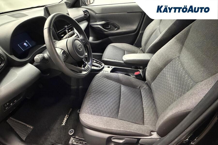 Toyota Yaris Cross vaihtoauto