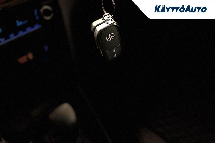 Toyota Yaris Cross vaihtoauto