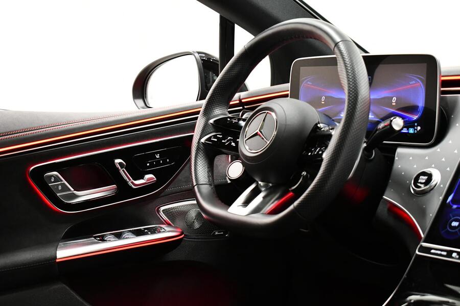 Mercedes-Benz EQE vaihtoauto