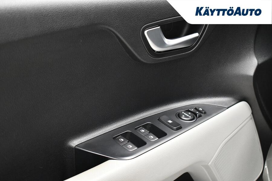 Kia Stonic vaihtoauto