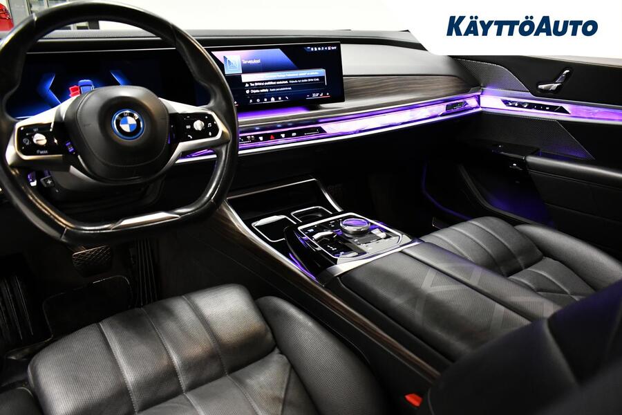 BMW i7 vaihtoauto