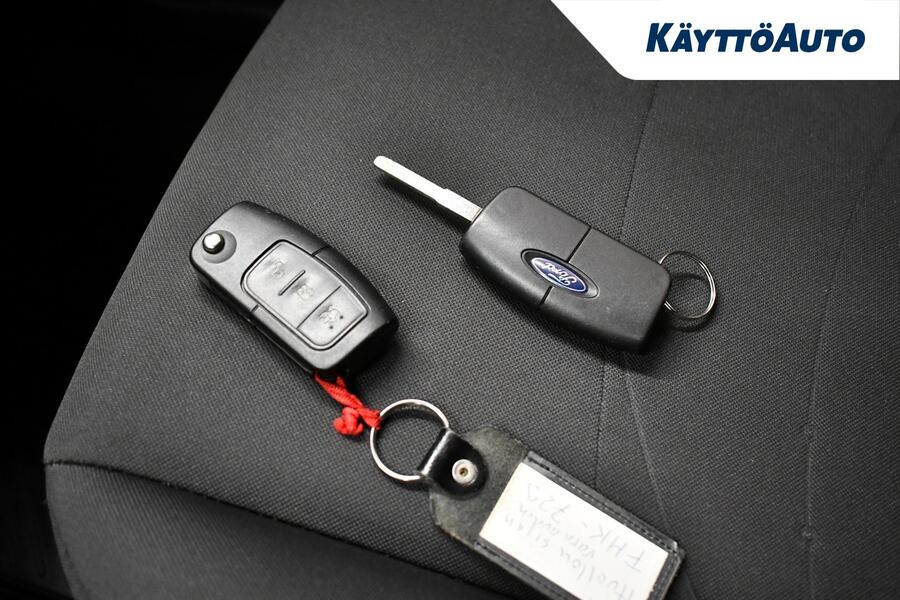 Ford Fiesta vaihtoauto