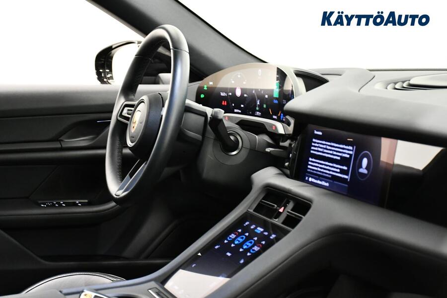 Porsche Taycan vaihtoauto