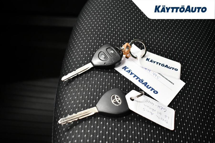 Toyota Auris vaihtoauto