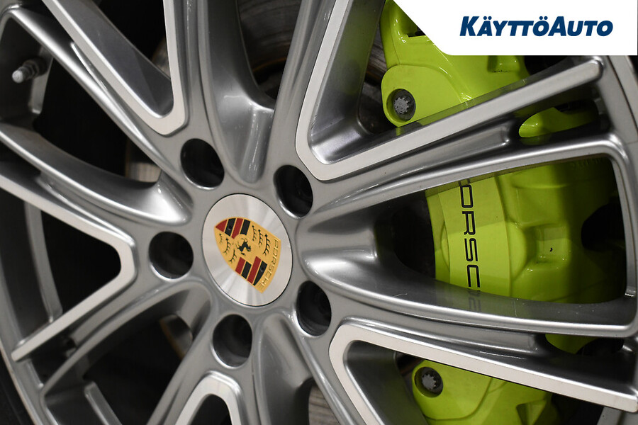 Porsche Panamera vaihtoauto