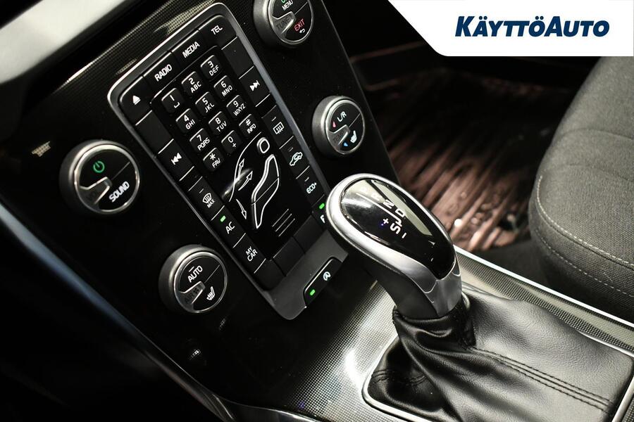 Volvo V40 Cross Country vaihtoauto