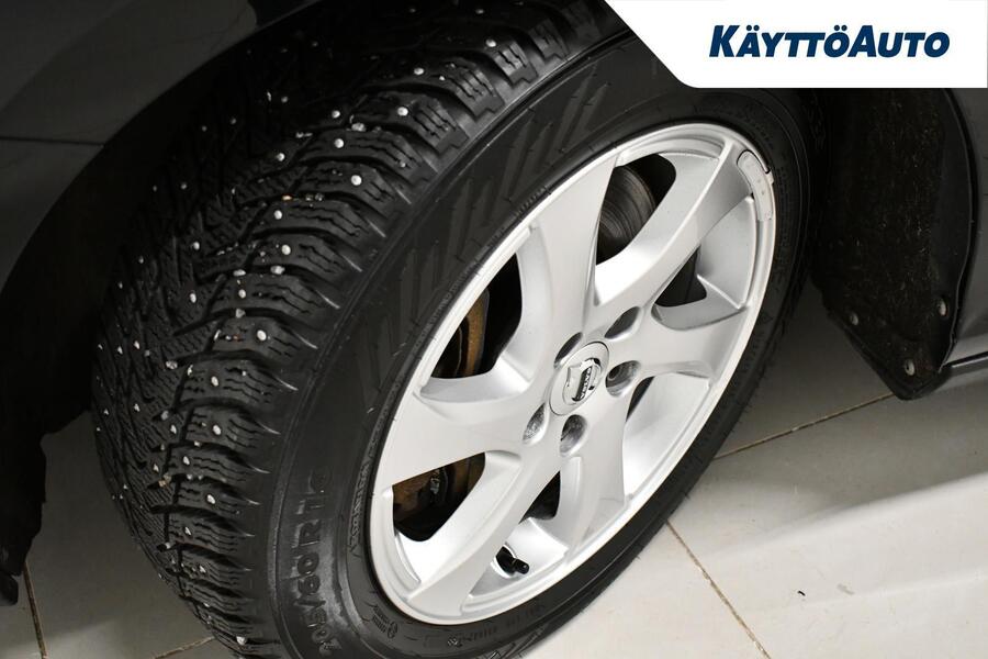 Volvo V40 Cross Country vaihtoauto