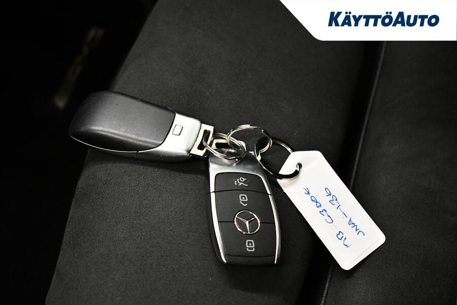 Mercedes-Benz C vaihtoauto