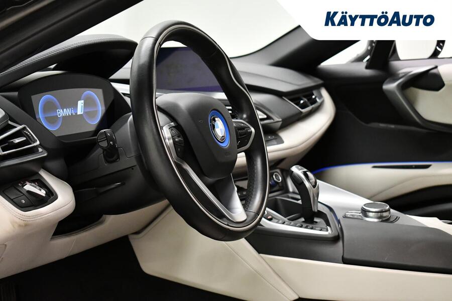 BMW i8 vaihtoauto
