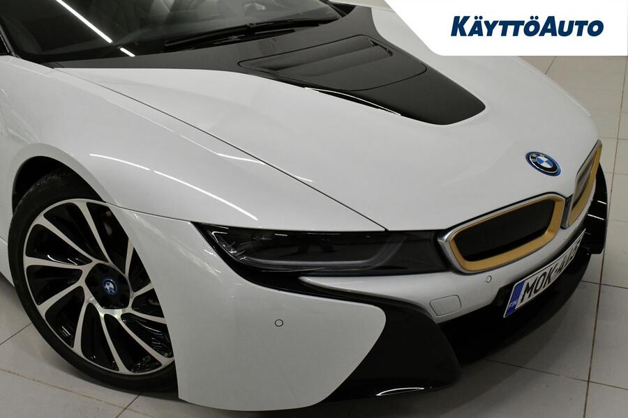 BMW i8 vaihtoauto