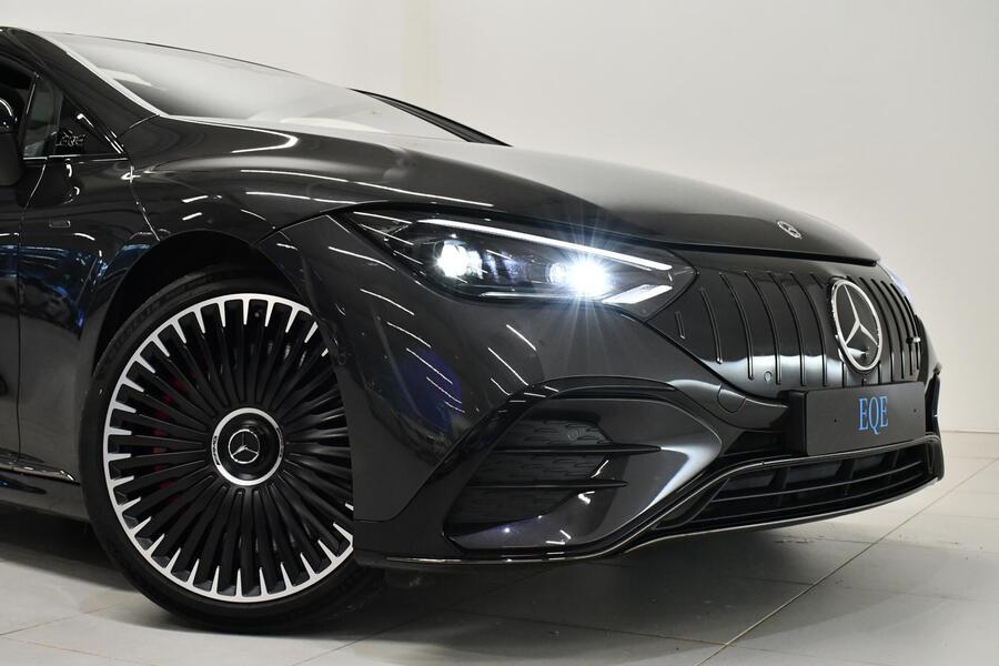 Mercedes-Benz EQE vaihtoauto