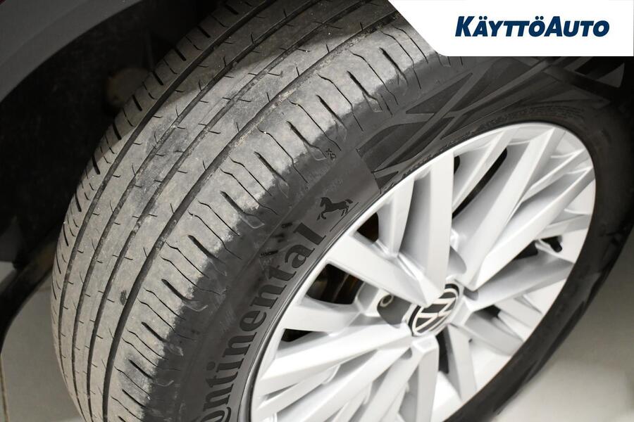 Volkswagen T-Roc vaihtoauto