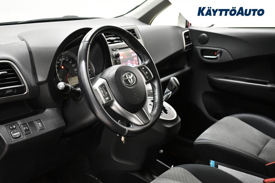 Toyota Verso-S vaihtoauto