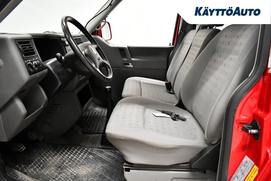 Volkswagen Caravelle vaihtoauto