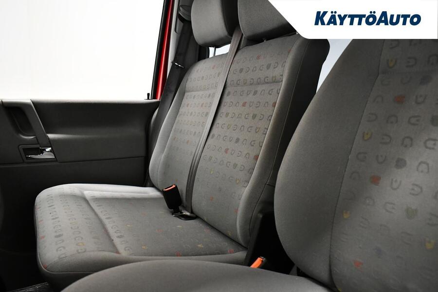 Volkswagen Caravelle vaihtoauto