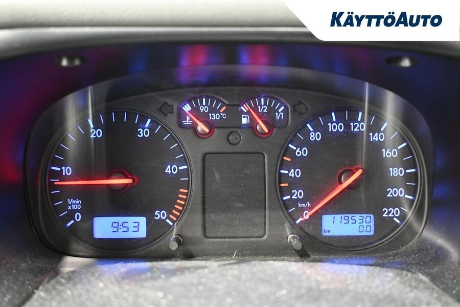 Volkswagen Caravelle vaihtoauto