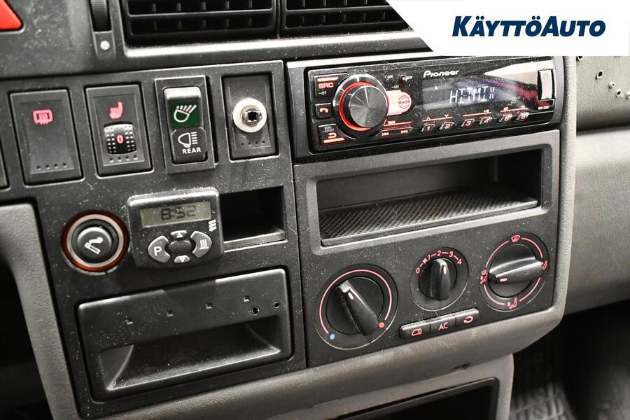 Volkswagen Caravelle vaihtoauto