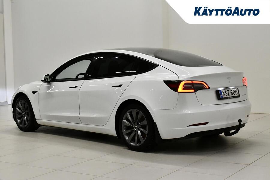 Tesla Model 3 vaihtoauto