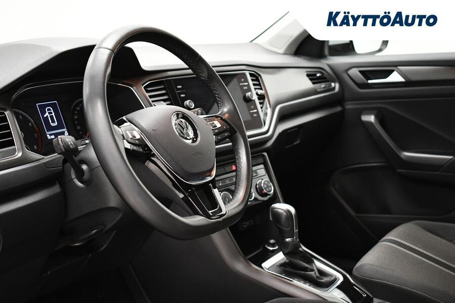 Volkswagen T-Roc vaihtoauto