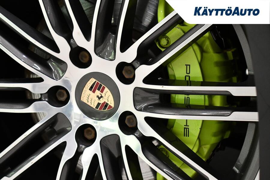 Porsche Panamera vaihtoauto