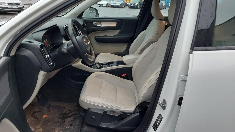 Volvo XC40 vaihtoauto