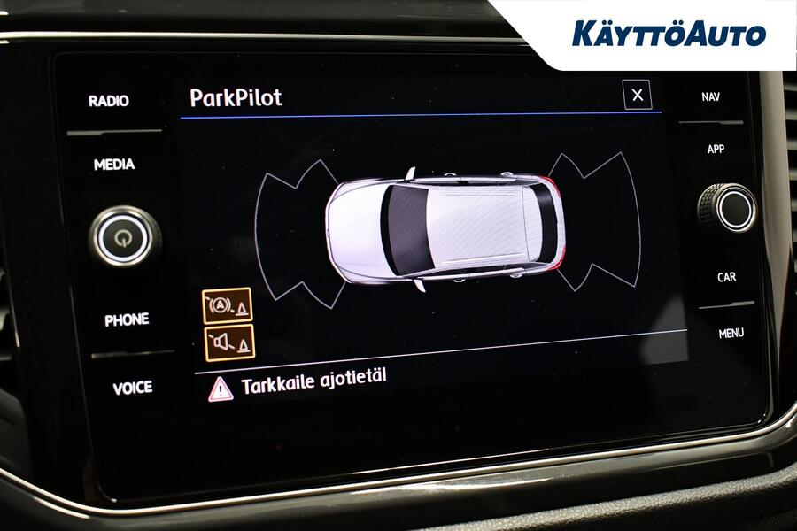 Volkswagen T-Roc vaihtoauto