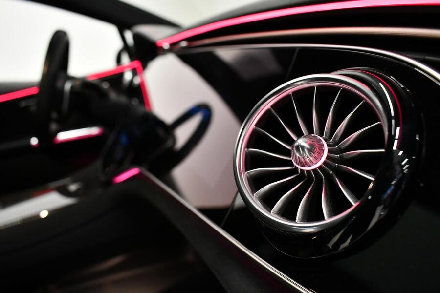 Mercedes-Benz EQE vaihtoauto