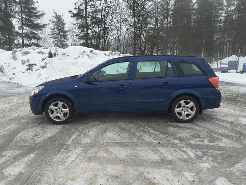 Opel Astra vaihtoauto