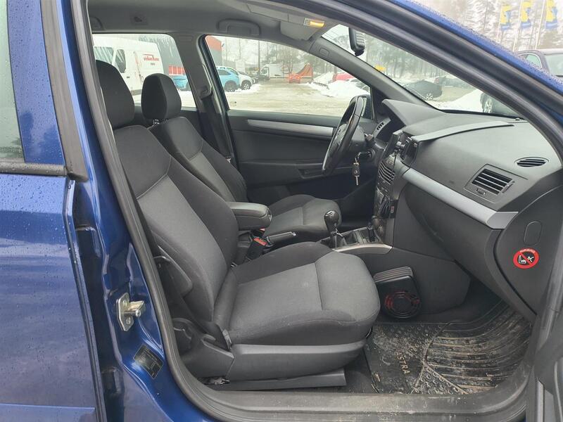 Opel Astra vaihtoauto