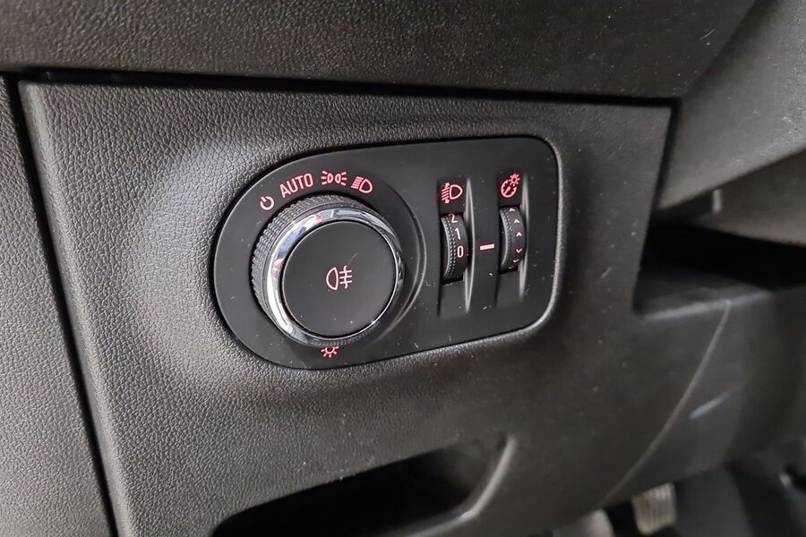Opel Corsa vaihtoauto