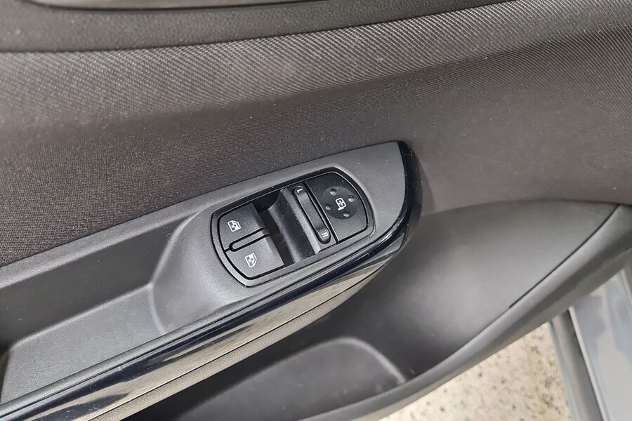 Opel Corsa vaihtoauto