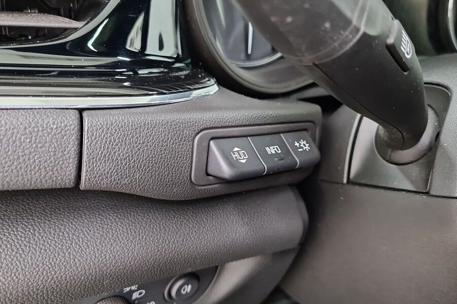 Opel Insignia vaihtoauto