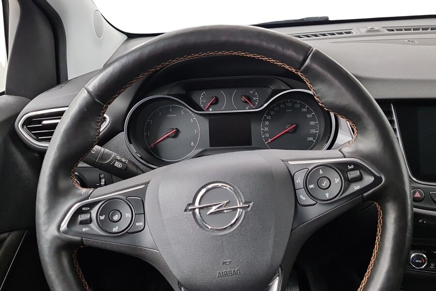 Opel Crossland X vaihtoauto