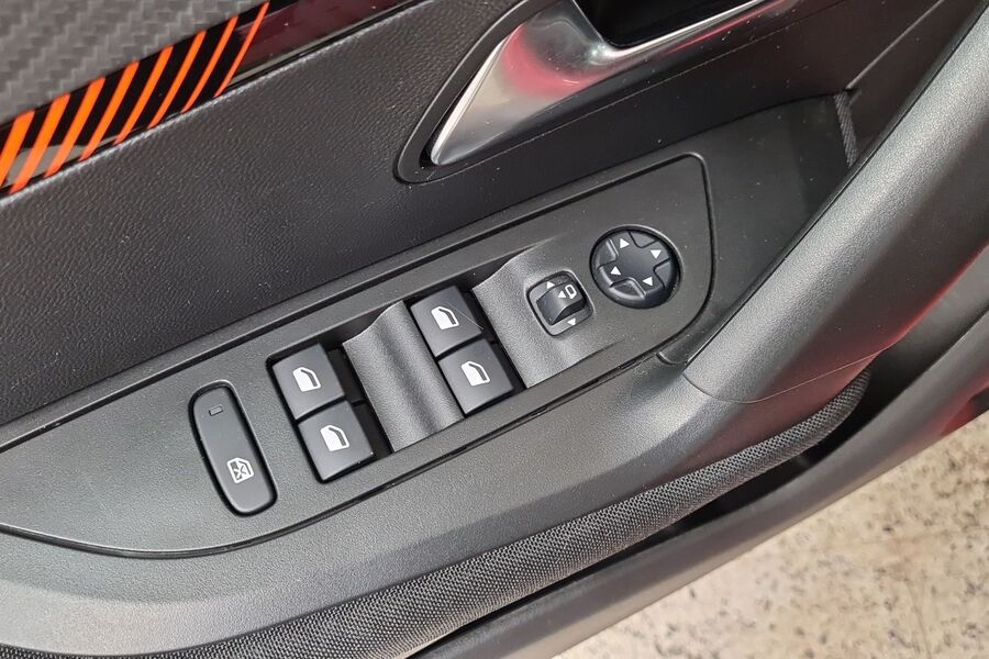 Peugeot 2008 vaihtoauto