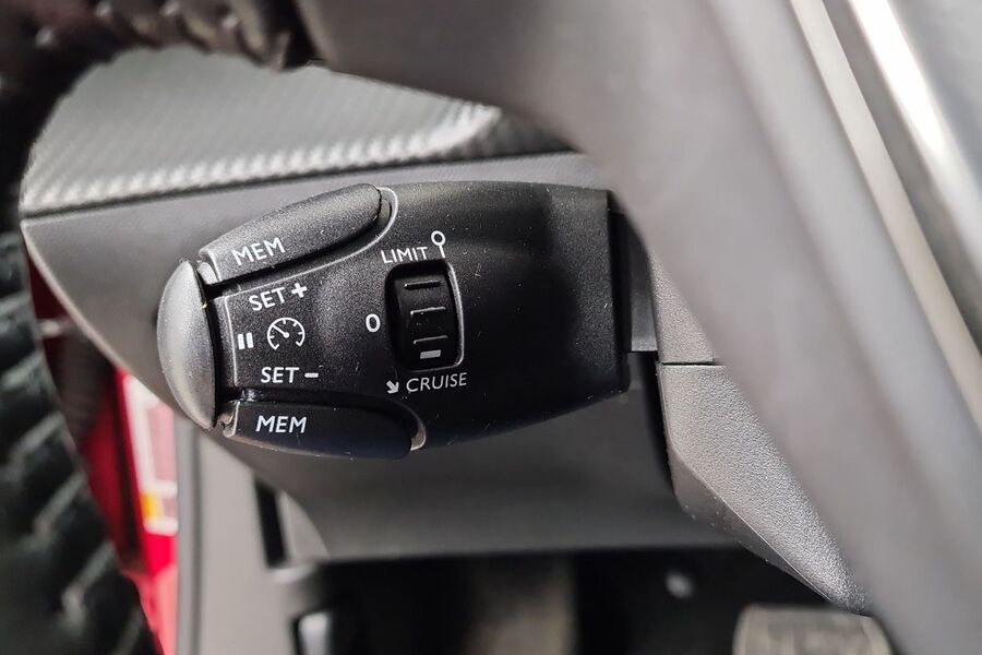 Peugeot 2008 vaihtoauto