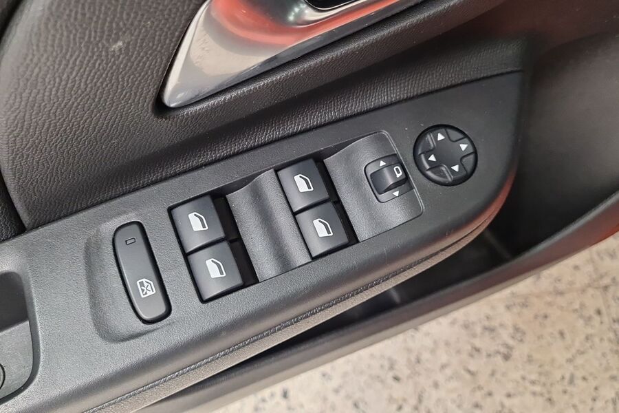 Opel Corsa vaihtoauto